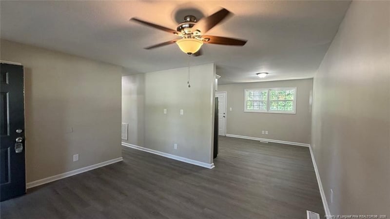 2016 Poinciana Ln, Fayetteville, NC 28306