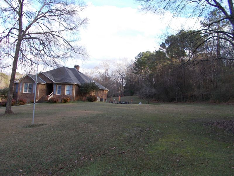 2016 Pope Ct, Clayton, NC 27520