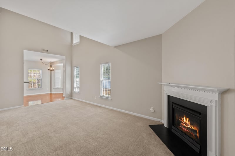 2016 Sterling Hill Dr, Fuquay Varina, NC 27526