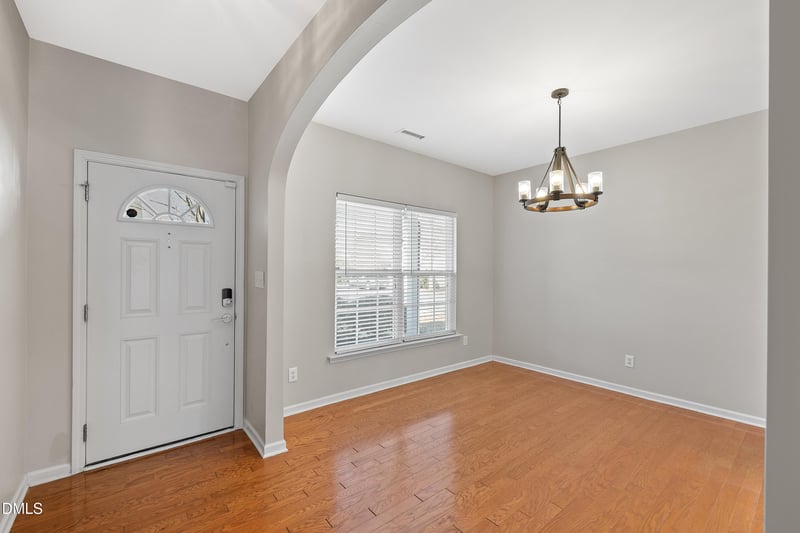 2016 Sterling Hill Dr, Fuquay Varina, NC 27526