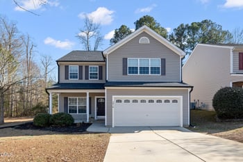 2016 Sterling Hill Dr, Fuquay Varina, NC 27526