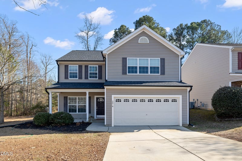 2016 Sterling Hill Dr, Fuquay Varina, NC 27526