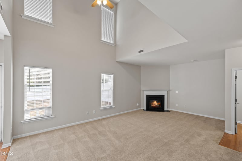 2016 Sterling Hill Dr, Fuquay Varina, NC 27526