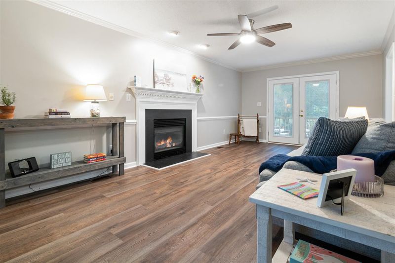 2016 Stonepond Ln, Raleigh, NC 27603