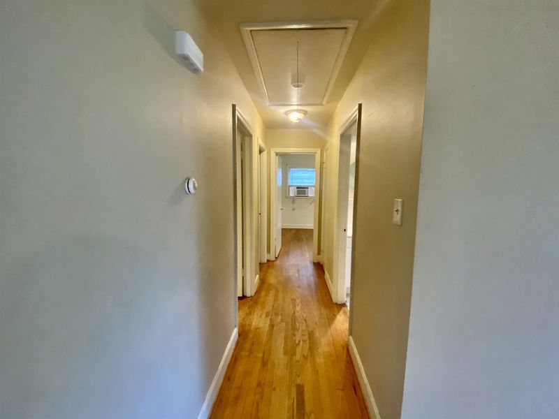 2016 Tryon St, Burlington, NC 27215