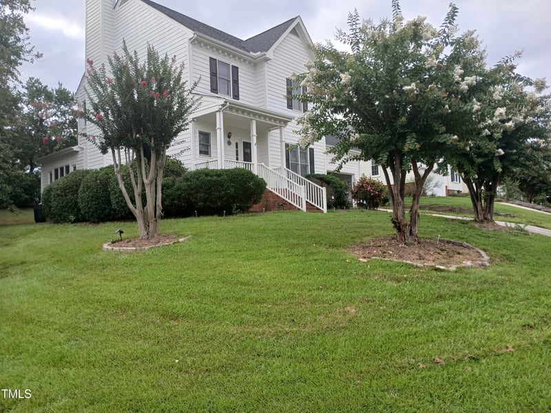 2017 Battlewood Rd, Apex, NC 27523