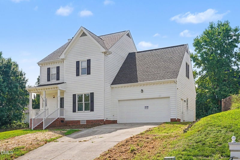 2017 Battlewood Rd, Apex, NC 27523