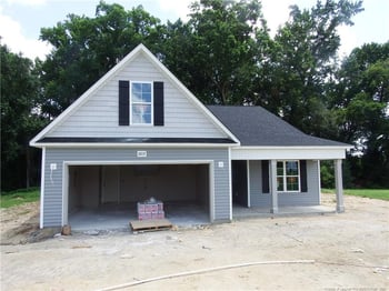 2017 Black Bear Ct, Hope Mills, NC 28348