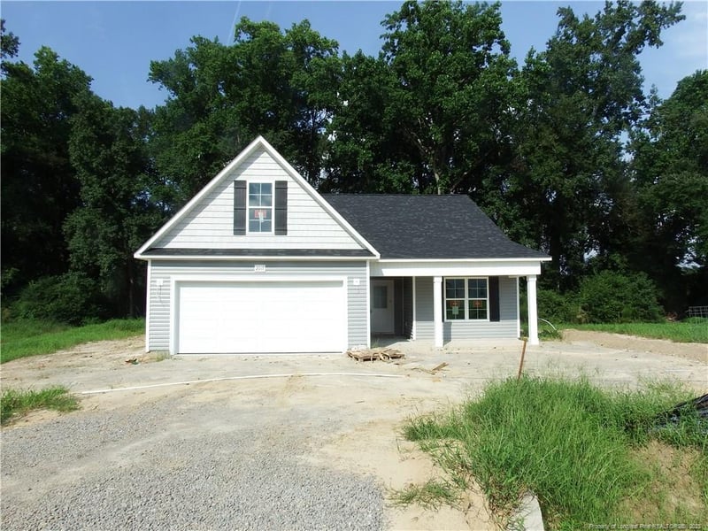 2017 Black Bear Ct, Hope Mills, NC 28348
