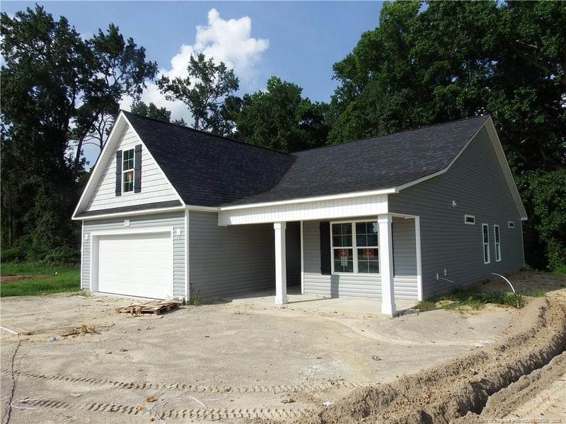 2017 Black Bear Ct, Hope Mills, NC 28348