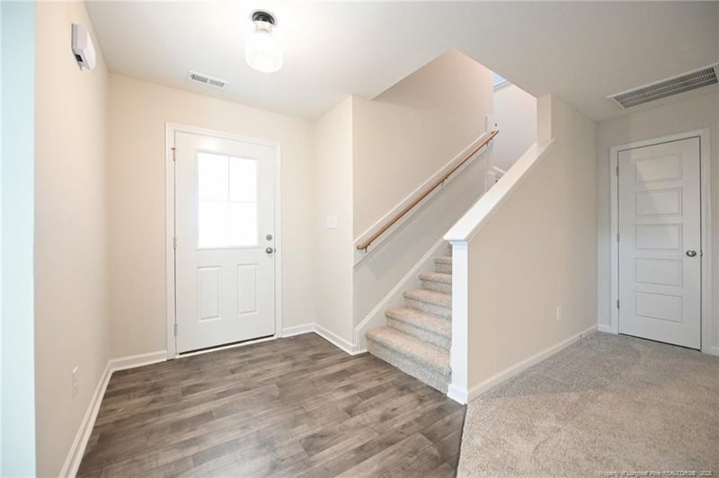 2017 Black Bear Ct, Hope Mills, NC 28348