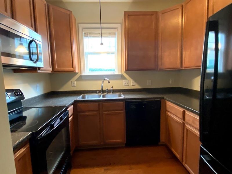 2017 Fieldhouse Ave, Raleigh, NC 27603