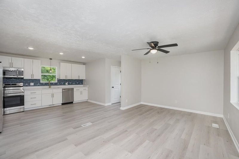 2017 Hope St, Sanford, NC 27332