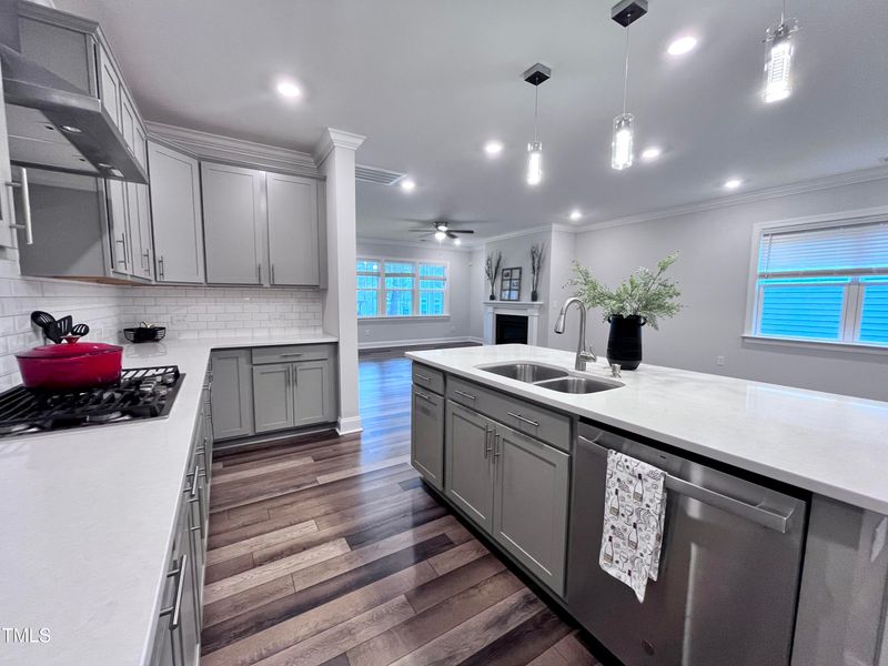 2017 Mavin Pl, Durham, NC 27703