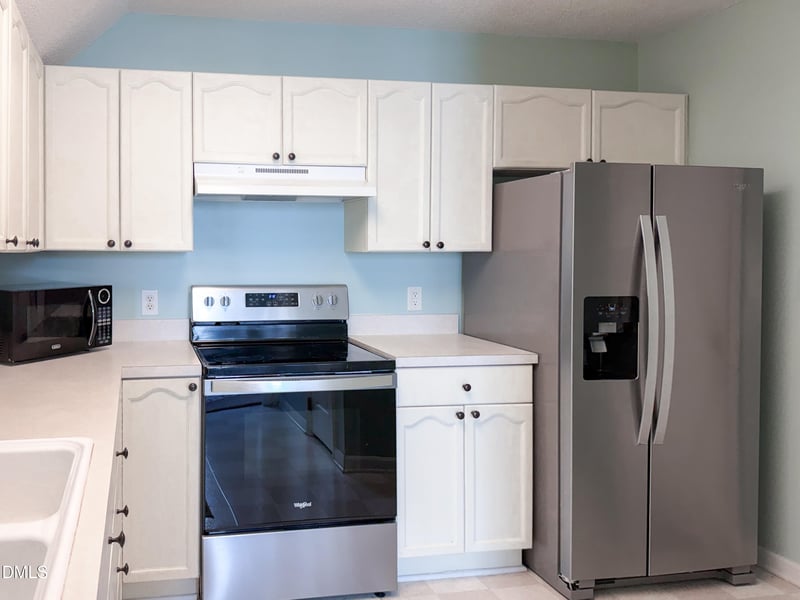 2017 Thornblade Dr, Raleigh, NC 27604