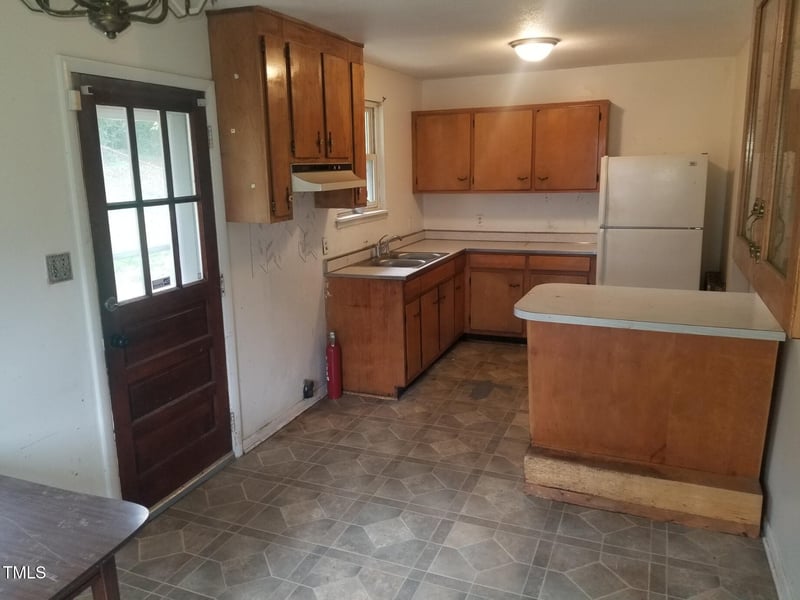 2017 Waters Dr, Raleigh, NC 27610