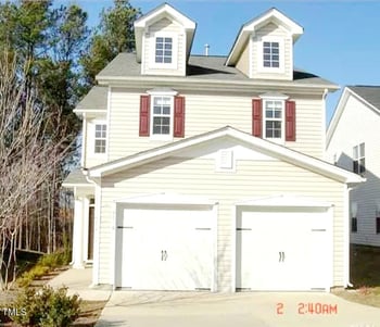 2018 Remington Oaks Cir, Cary, NC 27519