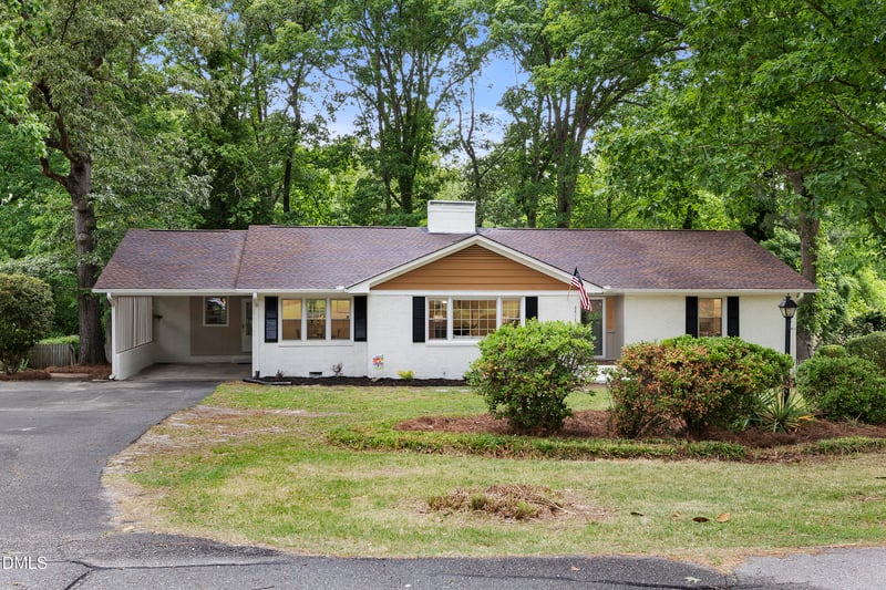 2018 Sutphin Dr, Sanford, NC 27330