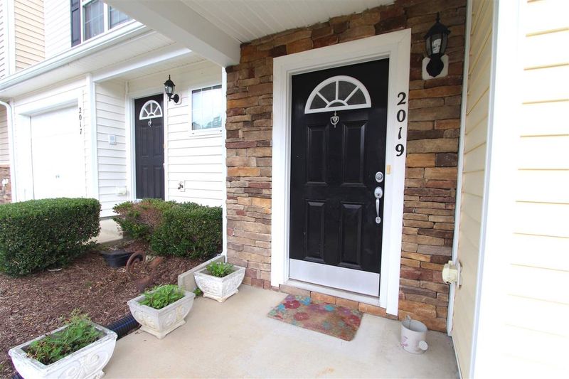 2019 Mirror Dr, Raleigh, NC 27610