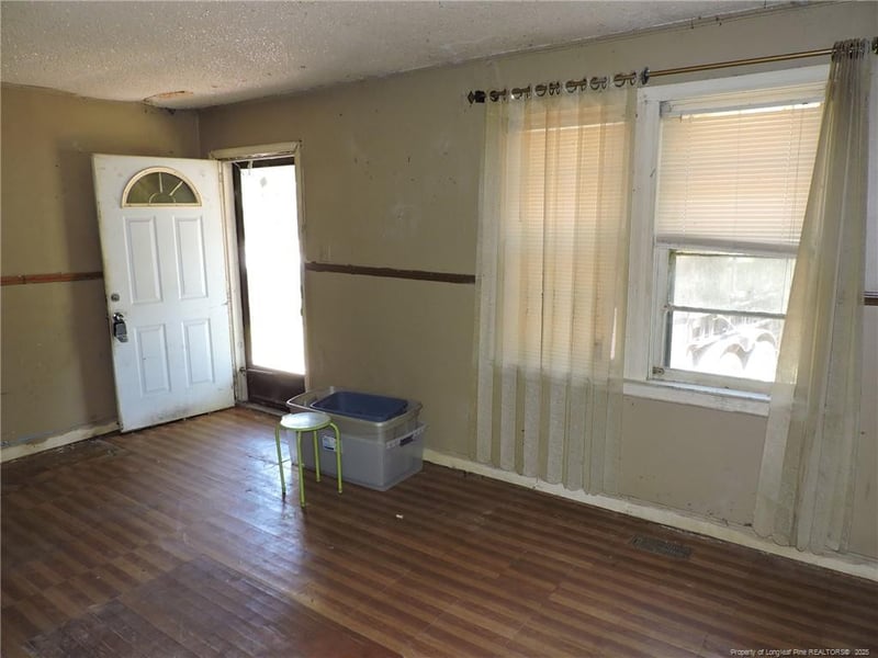 2019 Newark Ave, Fayetteville, NC 28301