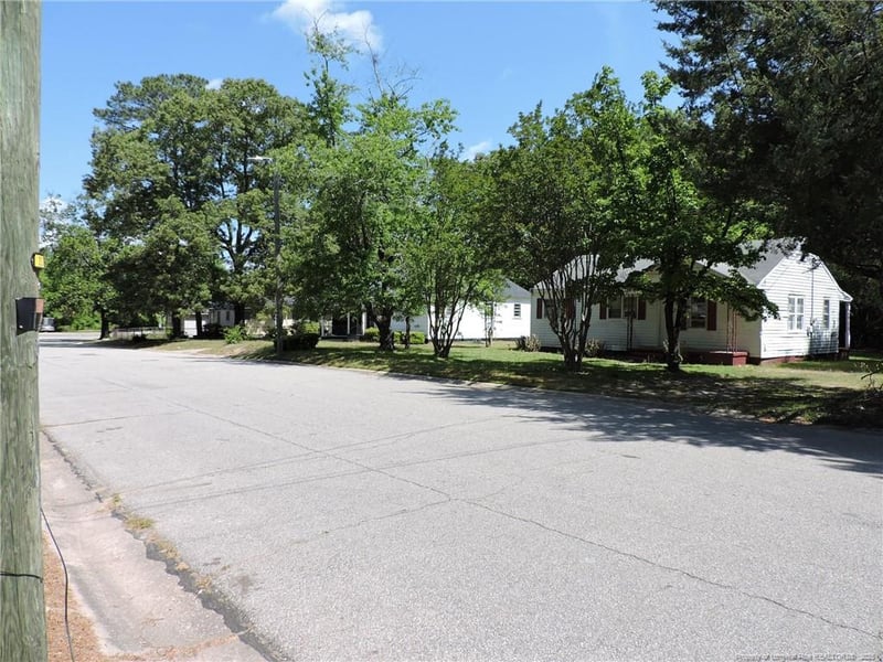 2019 Newark Ave, Fayetteville, NC 28301