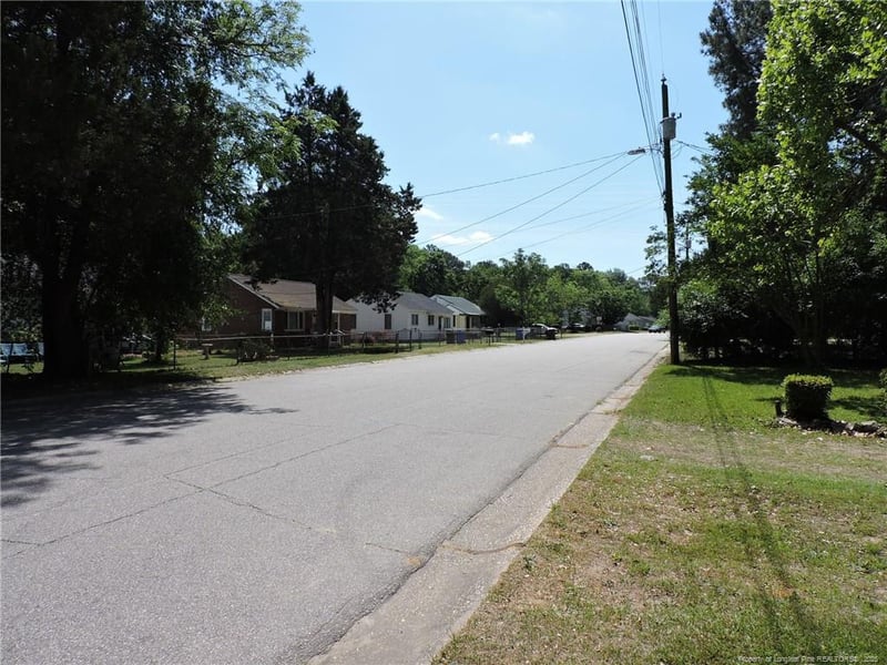 2019 Newark Ave, Fayetteville, NC 28301