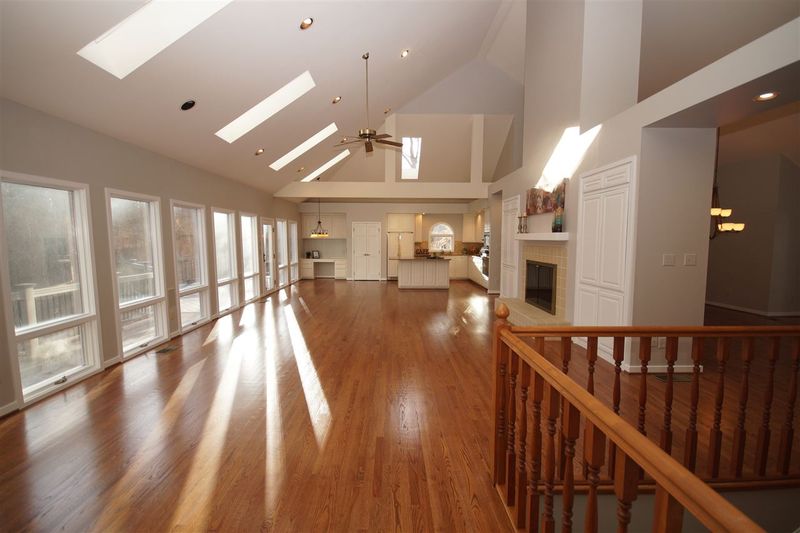 2019 Oakton Dr, Raleigh, NC 27606