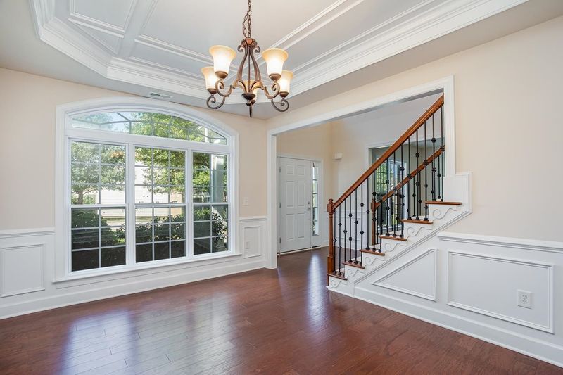 202 Alliance Cir, Cary, NC 27519