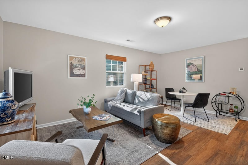 202 Archdale Dr, Durham, NC 27707