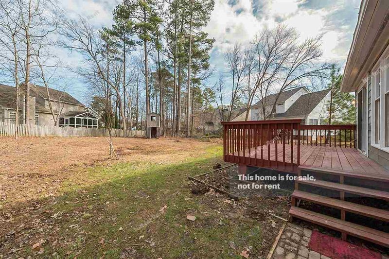202 Arvo Ln, Cary, NC 27513