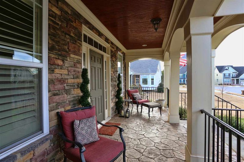 202 Ashdown Forest Ln, Cary, NC 27519