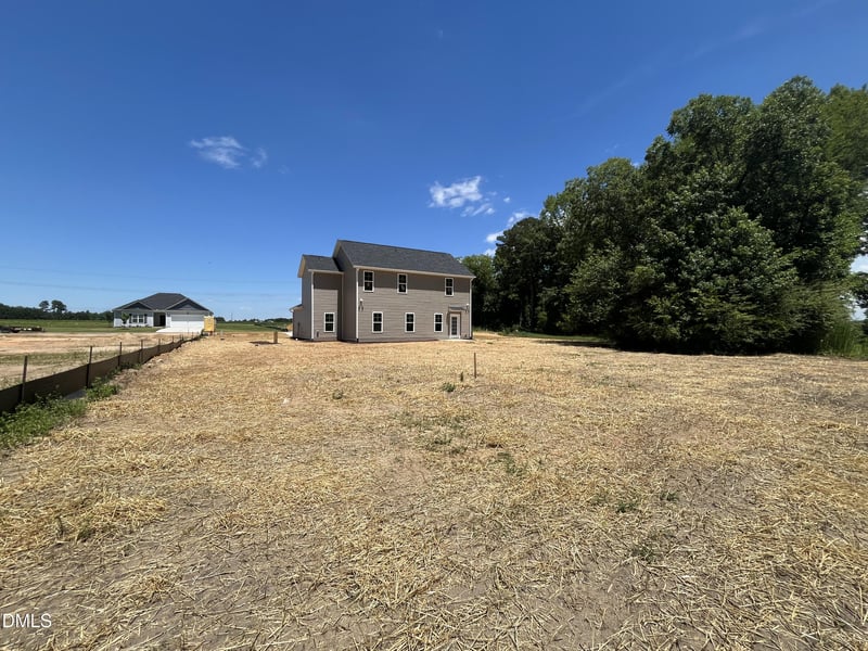 202 Baxley Dr, Dunn, NC 28334