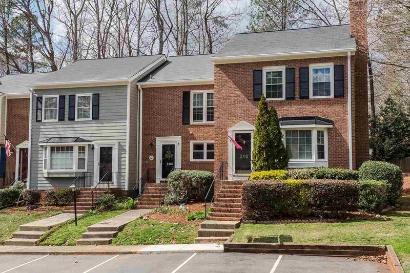 202 Bay Dr, Cary, NC 27511