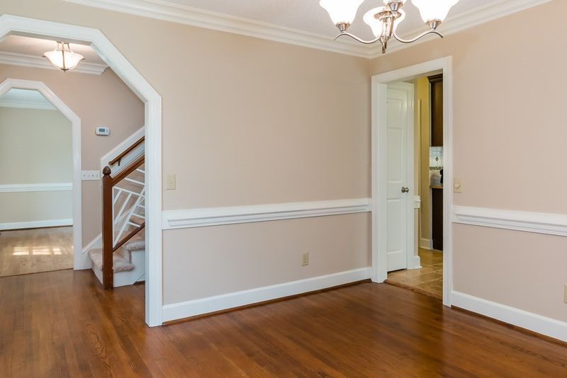 202 Bayoak Dr, Cary, NC 27513
