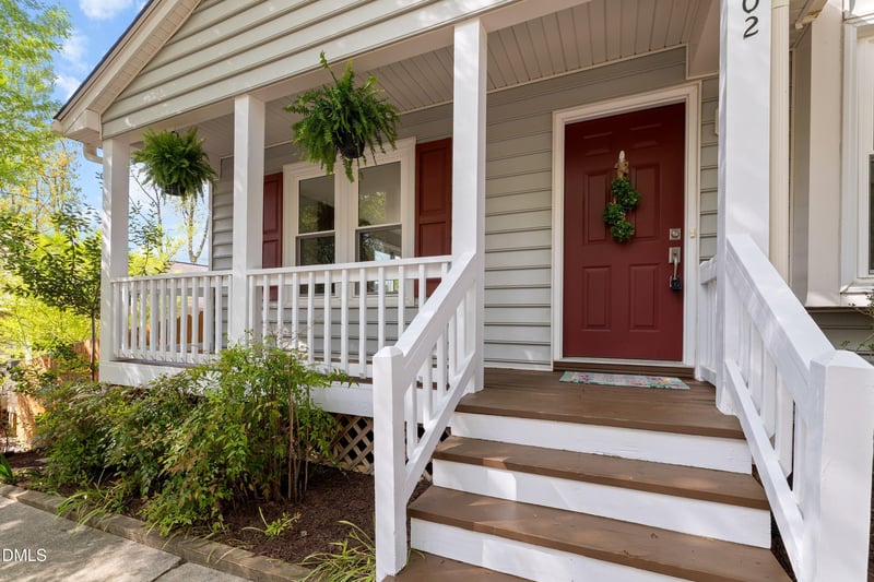 202 Beechtree Dr, Cary, NC 27513