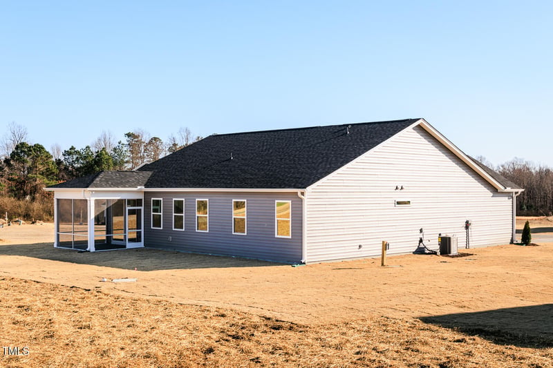 202 Bering Cir, Angier, NC 27501