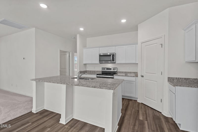 202 Blue Sky Ln, Louisburg, NC 27549