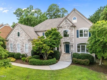 202 Bridewell Ct, Cary, NC 27518