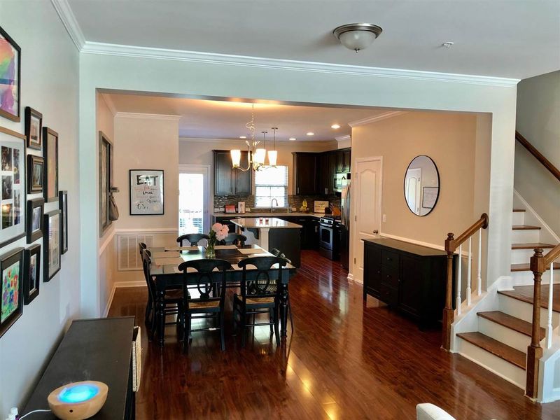 202 S Camellia St, Chapel Hill, NC 27516