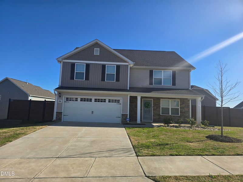 202 Campaign Dr, Mebane, NC 27302