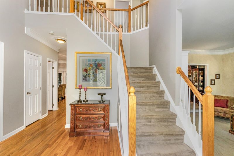 202 Cates Farm Rd, Chapel Hill, NC 27516
