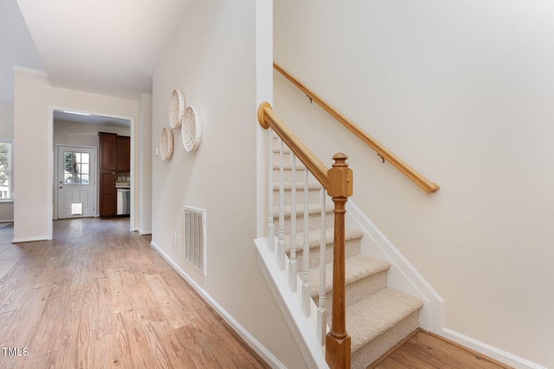 202 Chapel Valley Ln, Apex, NC 27502