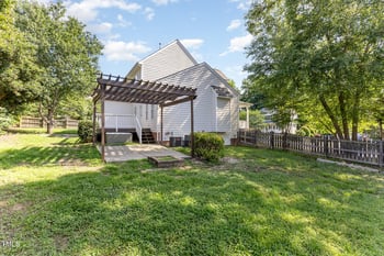 202 Chapel Valley Ln, Apex, NC 27502