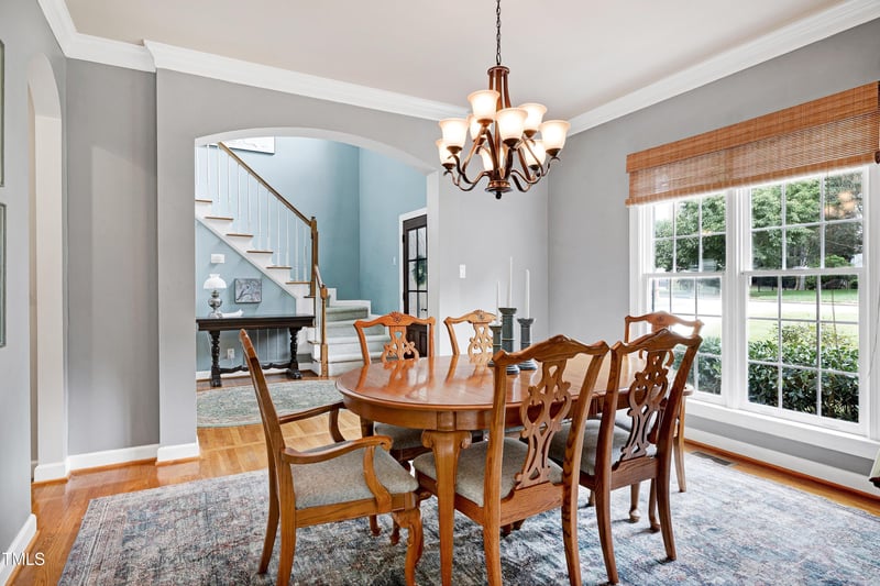 202 Coltsgate Dr, Cary, NC 27518