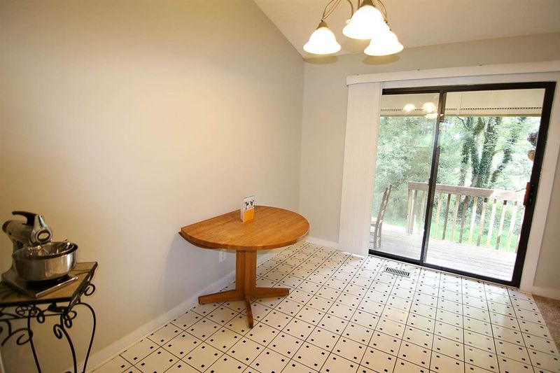 202 Concannon Ct, Cary, NC 27511