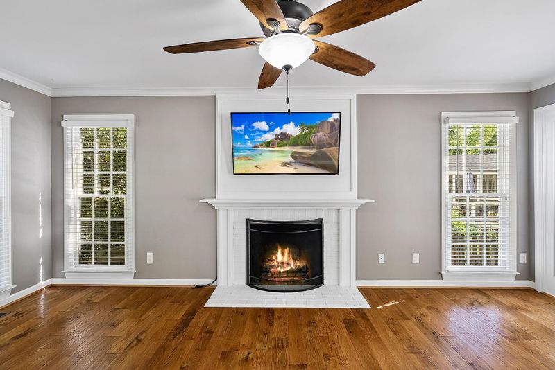 202 Copper Hill Dr, Cary, NC 27518