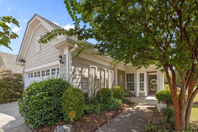 202 Currituck Ln, Durham, NC 27703