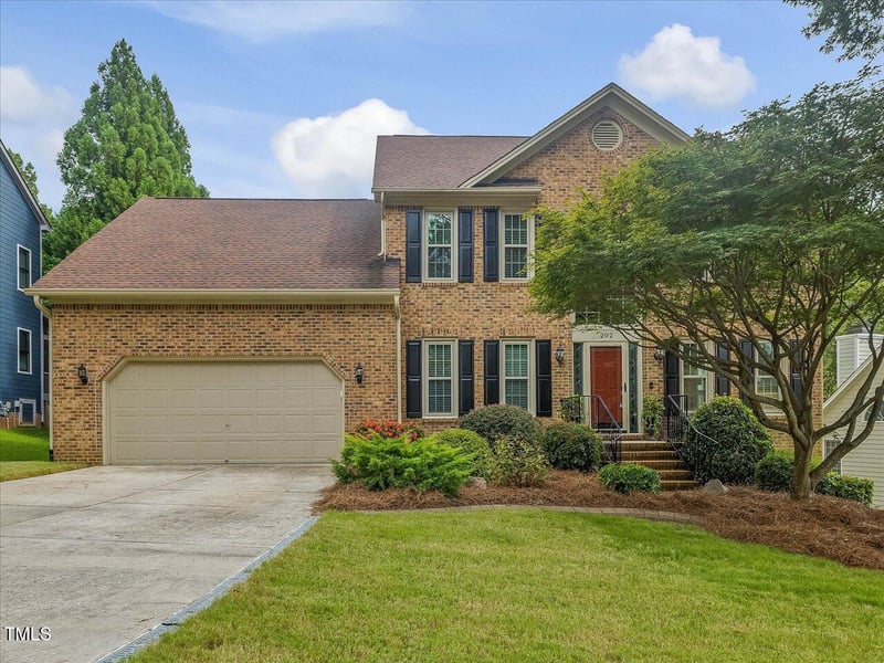 202 Danton Dr, Cary, NC 27518