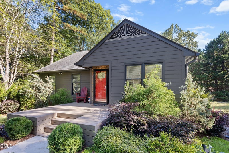 202 Elderberry Dr, Chapel Hill, NC 27517