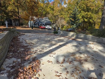 202 Elderberry Dr, Chapel Hill, NC 27517